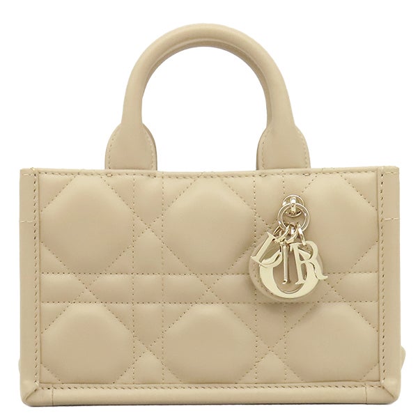 000000304212-01.jpg?size=m&w=