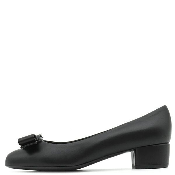 フェラガモ パンプス/ハイヒール シューズ レディース カルラ ヴァラ