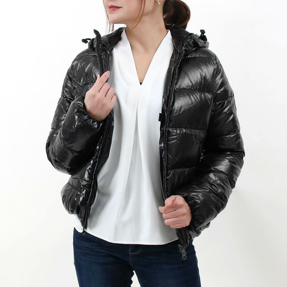 000000140319-01.jpg?size=m&w=