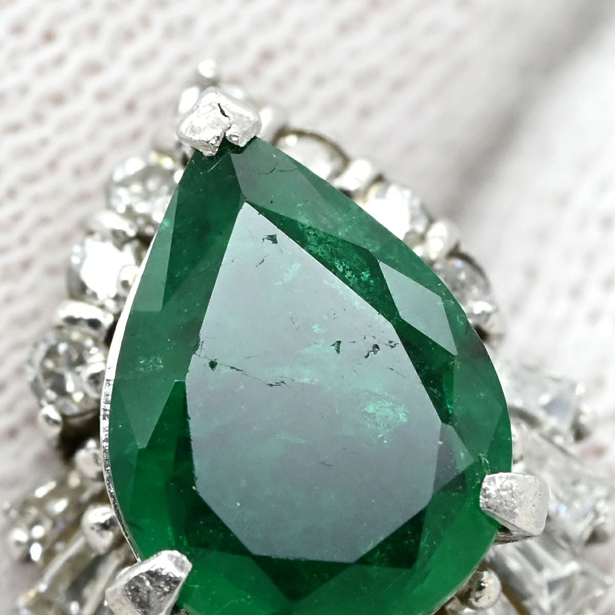 ブローチ エメラルド 0.96ct ダイヤモンド ピンブローチ プラチナ