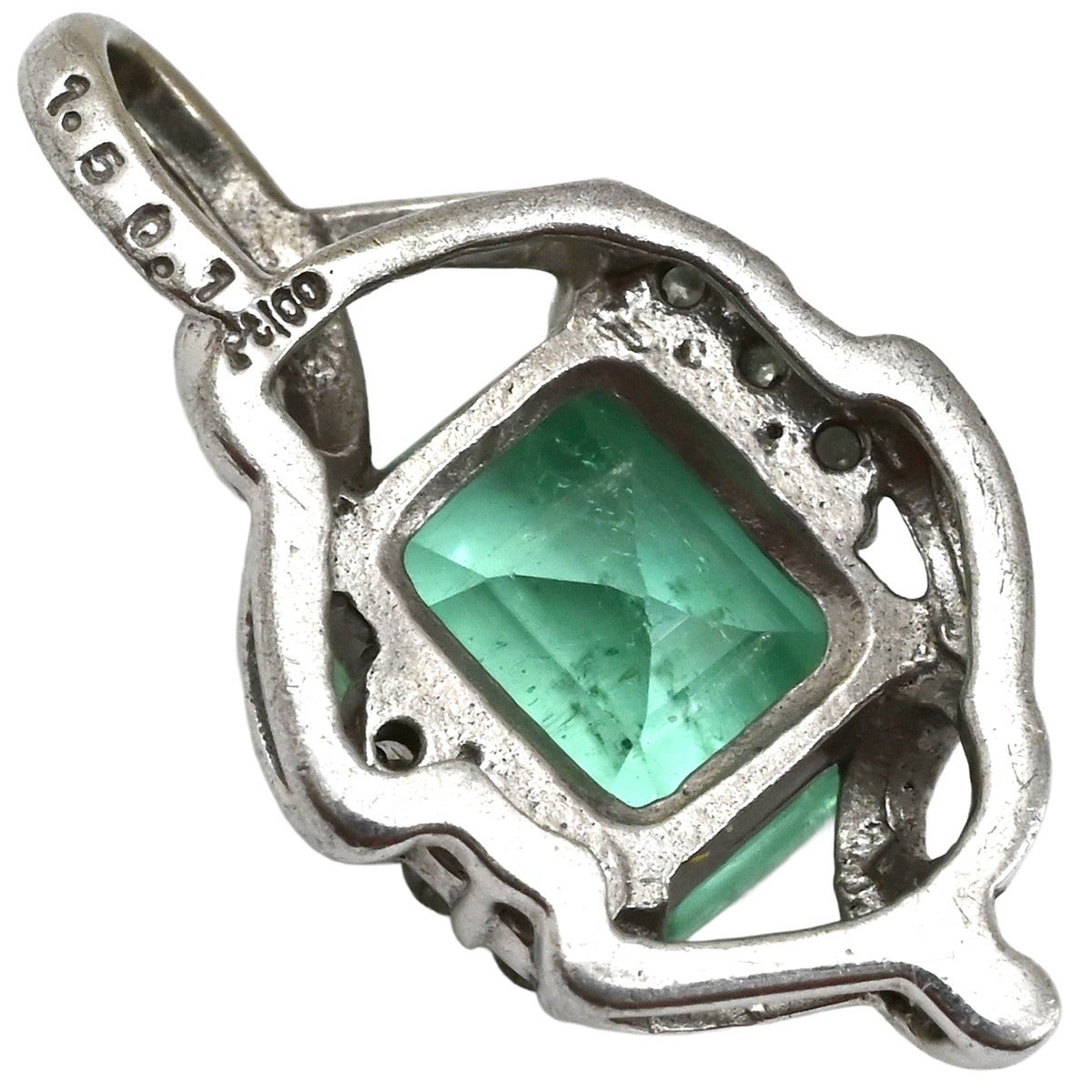 ペンダントトップ エメラルド 1.5ct ダイヤ 0.1ct グリーン×プラチナ