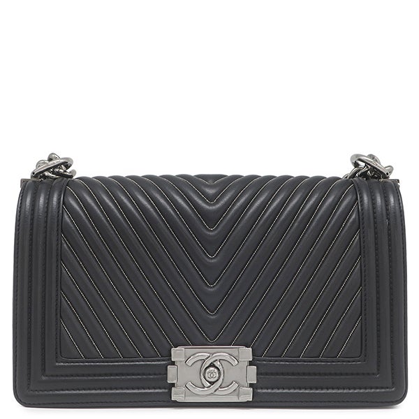 シャネル  ボーイシャネル25 SV金具ラムスキンチェーンショルダーバッグ レディース 25 CHANEL（シャネル） 【超美品】シャネル ボーイシャネル チェーン