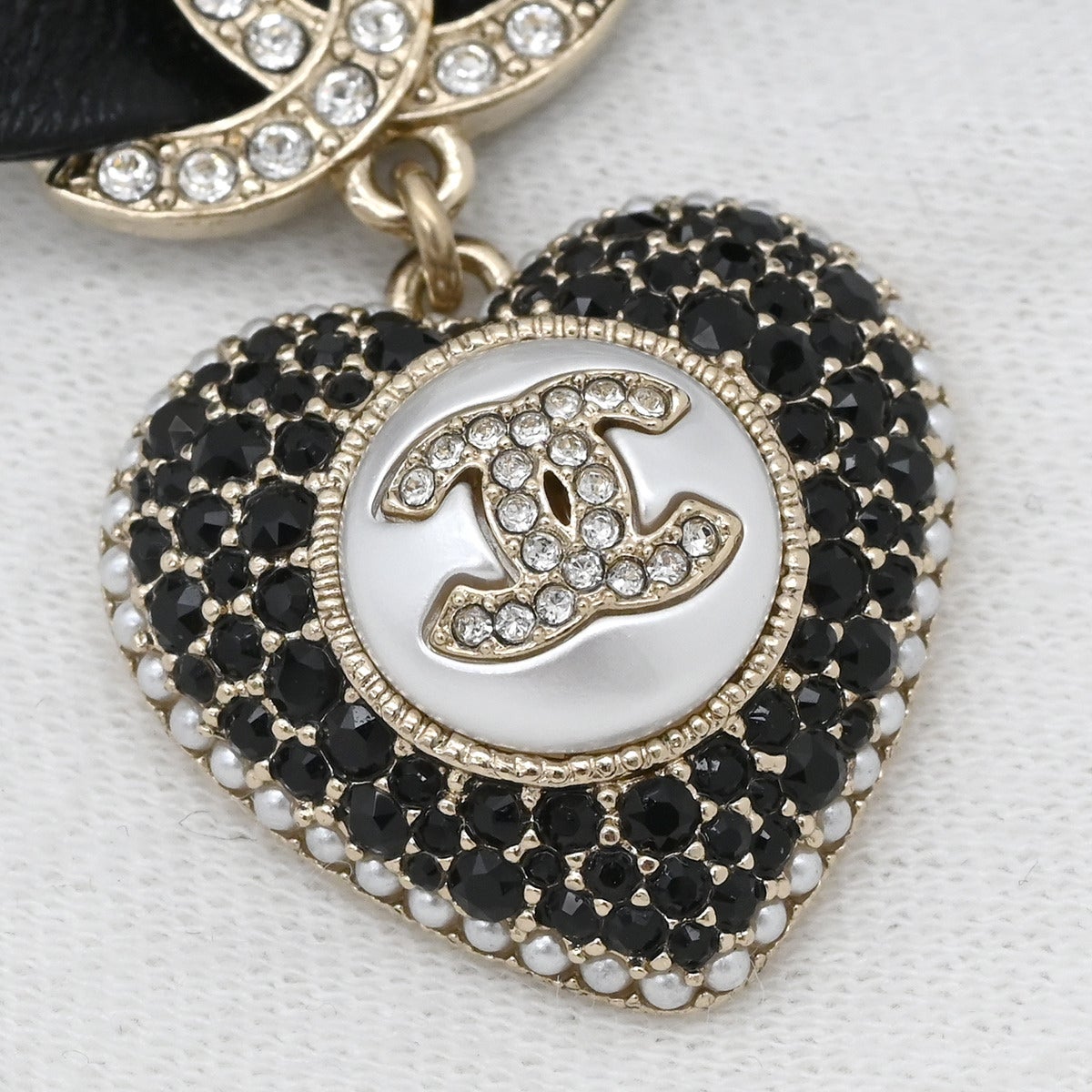 シャネル CHANEL ネックレス ココマーク ハート レザーチョーカー GP シャネル CHANEL ネックレス ココマーク ハート レザーチョーカー GP
