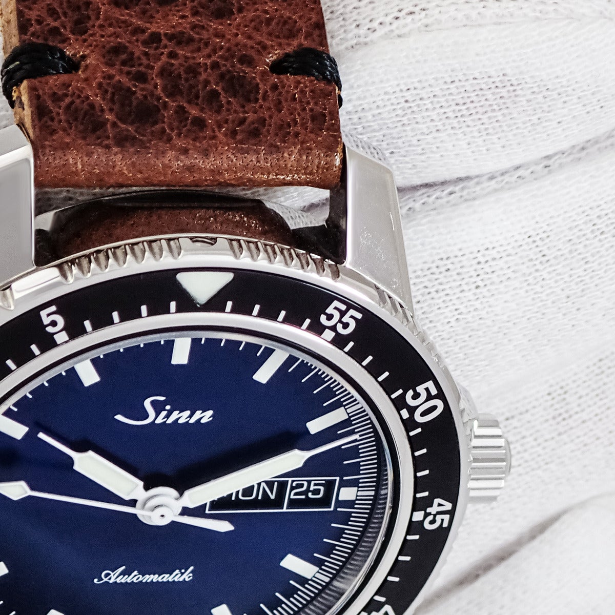 ジン SINN パイロット ウォッチ 104.ST.SA.IB ブルー 青 サンレイ