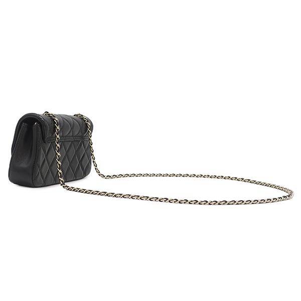シャネル CHANEL ショルダーバッグ マトラッセ ミニフラップ