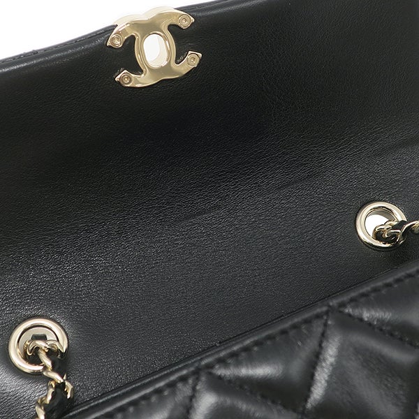 シャネル CHANEL ショルダーバッグ マトラッセ ミニフラップ