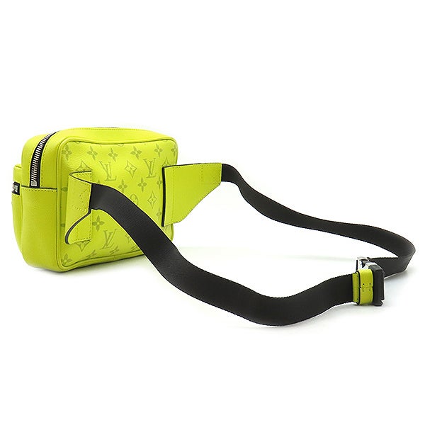 ルイヴィトン LOUIS VUITTON ボディバッグ バムバッグ アウトドア